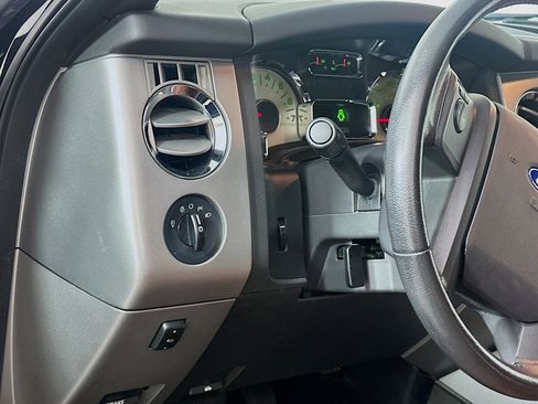 Used 2013 Ford Expedition King Ranch image 17