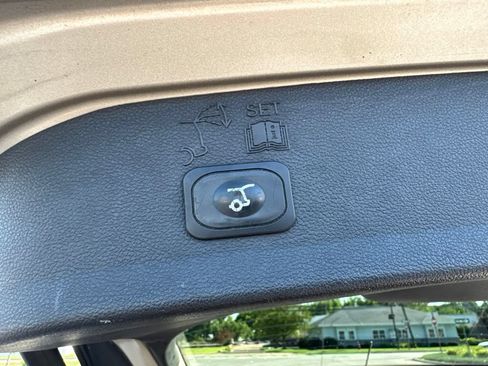 Used 2017 Ford Escape Titanium AWD/4WD image 48
