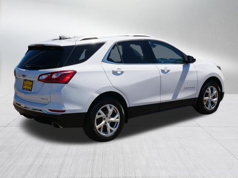 Used 2020 Chevrolet Equinox LT AWD/4WD image 7