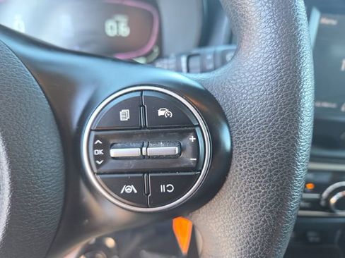 Used 2024 Kia Soul LX FWD image 21