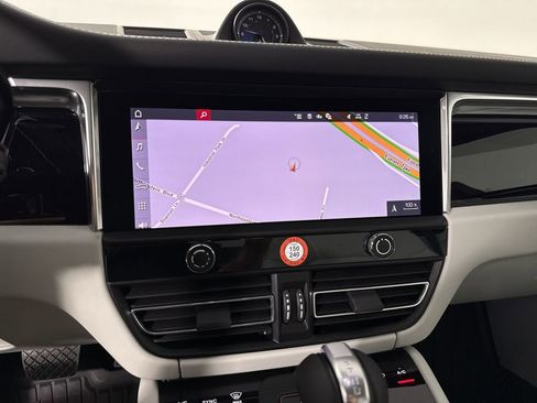 New 2026 Porsche Macan AWD/4WD image 27