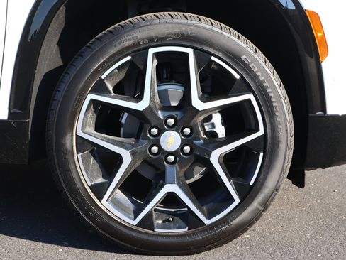 New 2026 Chevrolet Traverse High Country w/ LPO, Floor Liner Package image 28