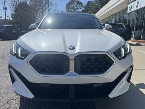 Used 2025 BMW X2 xDrive28i image 10