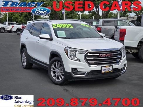 Used 2024 GMC Terrain SLT AWD/4WD image 1