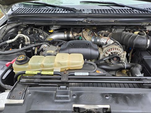 Used 2000 Ford F350 Lariat image 32