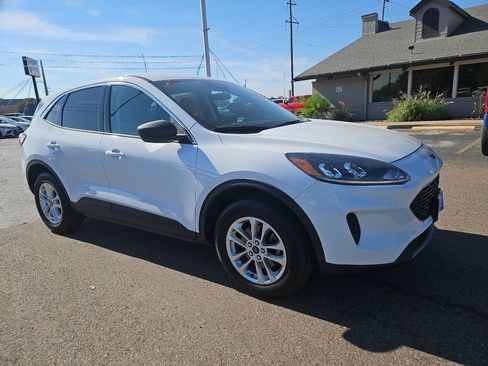 Used 2022 Ford Escape SE w/ Convenience Package image 1