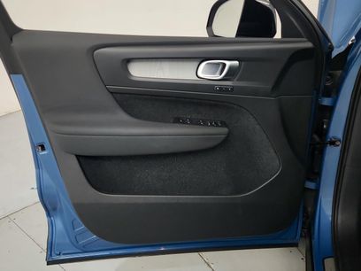 Used 2025 Volvo XC40 B5 Plus
