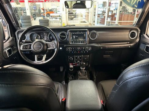 Certified 2021 Jeep Wrangler Unlimited Rubicon 4xe w/ Steel Bumper Group image 12