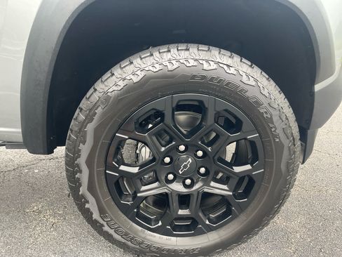 New 2026 Chevrolet Colorado Trail Boss AWD/4WD image 9