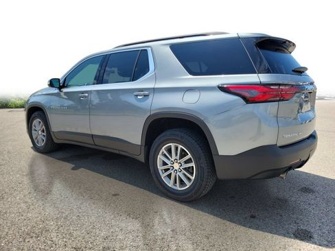 Used 2023 Chevrolet Traverse LT AWD/4WD image 3