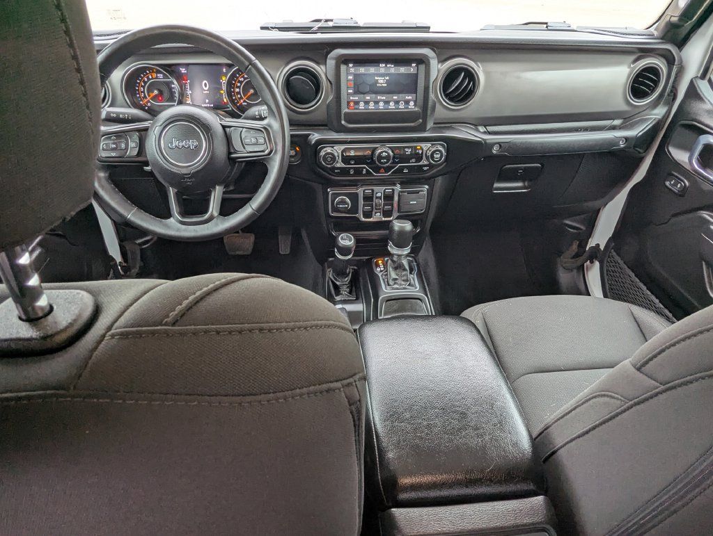 Used 2022 Jeep Gladiator Sport AWD/4WD image 16