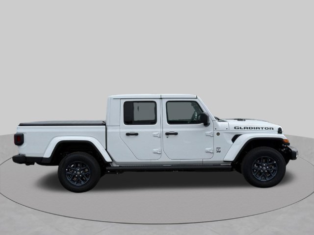 New 2026 Jeep Gladiator Sport AWD/4WD image 2
