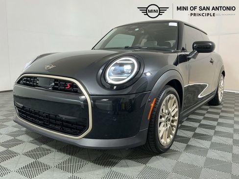 Certified 2025 MINI Cooper S image 1