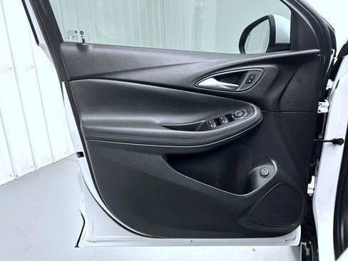 Used 2025 Buick Encore GX Sport Touring w/ Comfort Package image 9