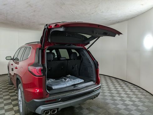 New 2026 GMC Acadia Elevation w/ Elevation Premium Package AWD/4WD image 9