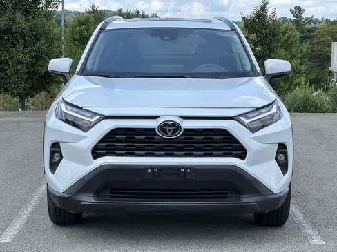 Used 2025 Toyota RAV4 XLE Premium w/ Weather Package AWD/4WD image 20