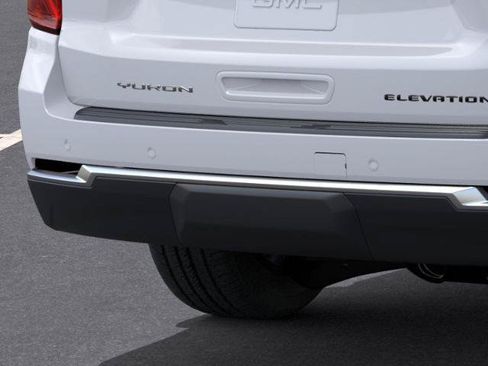 New 2026 GMC Yukon XL Elevation w/ Elevation Premium Package AWD/4WD image 14