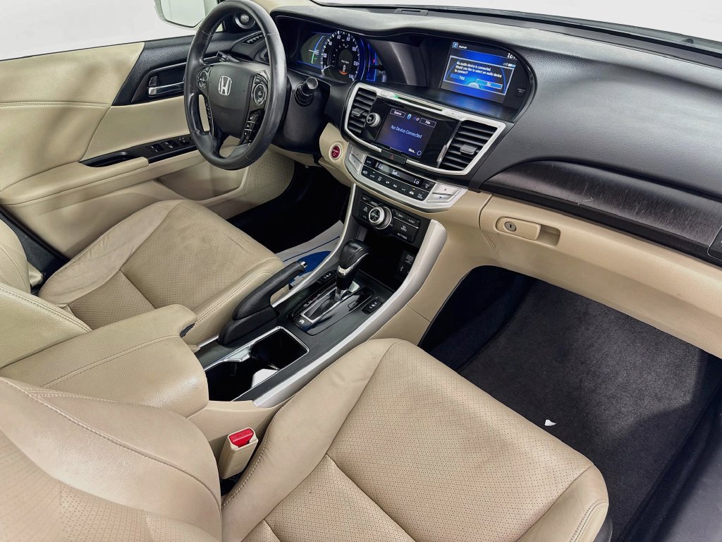 Used 2015 Honda Accord Touring image 36
