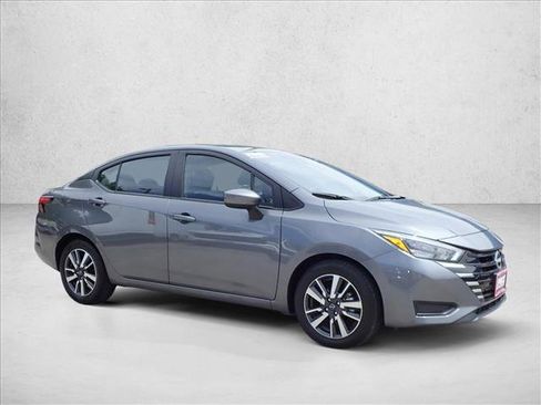 Used 2025 Nissan Versa SV FWD image 6