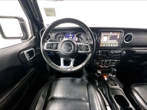 Used 2023 Jeep Wrangler Sahara w/ Cold Weather Group AWD/4WD image 17