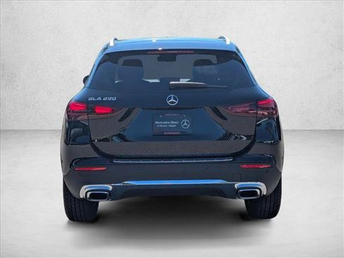 Used 2026 Mercedes-Benz GLA 250 image 7
