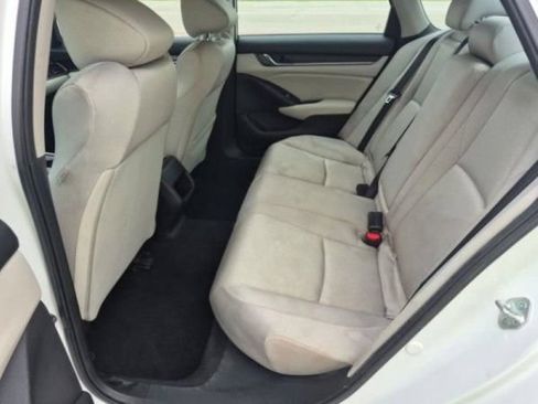 Used 2021 Honda Accord Hybrid image 14