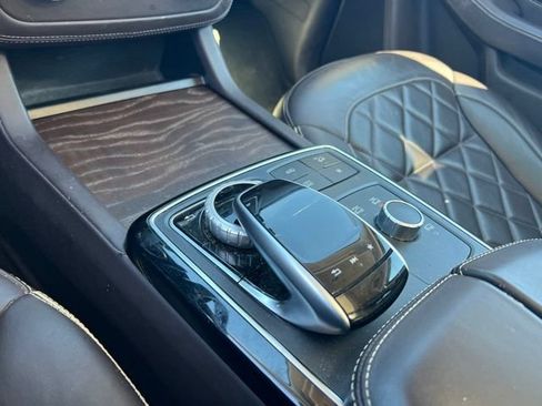 Used 2017 Mercedes-Benz GLS 450 4MATIC image 19