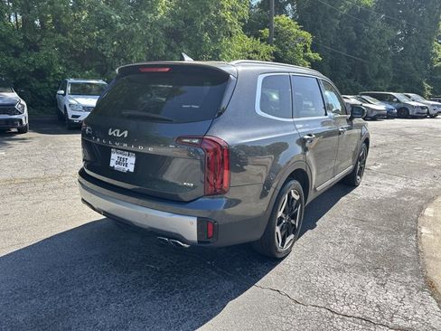 Certified 2024 Kia Telluride S w/ S Sunroof Package AWD/4WD image 6