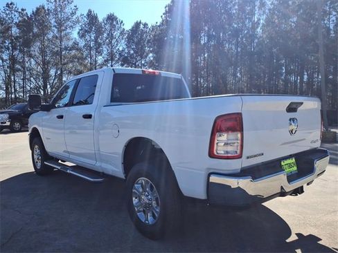 Used 2024 RAM 2500 Big Horn w/ Bed Utility Group image 4