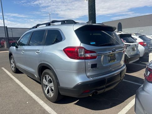 Used 2020 Subaru Ascent Premium w/ Convenience Package AWD/4WD image 3