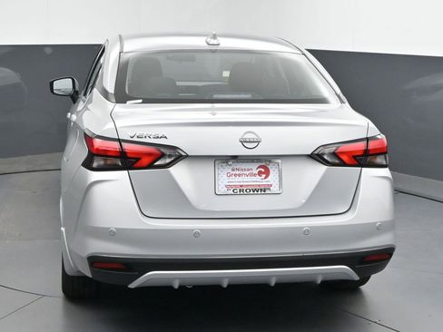 New 2025 Nissan Versa SV w/ Trunk Package FWD image 6