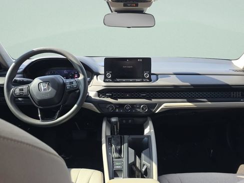 Used 2024 Honda Accord LX image 12