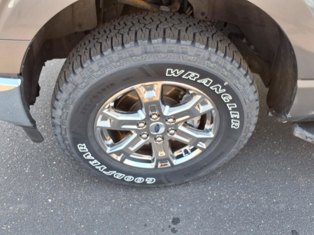 Used 2021 Ford F150 XLT w/ Equipment Group 302A High AWD/4WD image 10