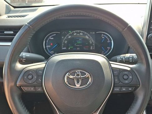Certified 2022 Toyota RAV4 XSE w/ XSE Grade Weather Package AWD/4WD image 19