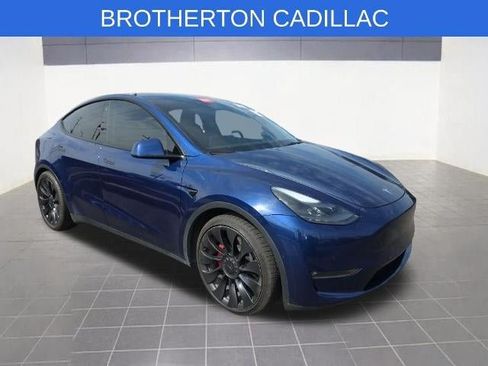 Used 2022 Tesla Model Y Performance AWD/4WD image 3