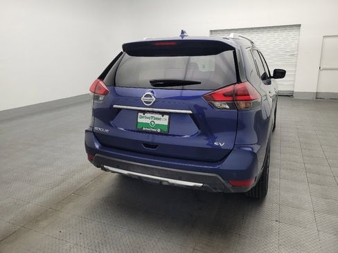 Used 2019 Nissan Rogue SV FWD image 7