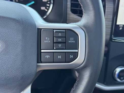 Used 2024 Ford Expedition Limited image 29