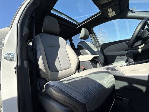 Used 2025 Subaru Forester Premium image 24