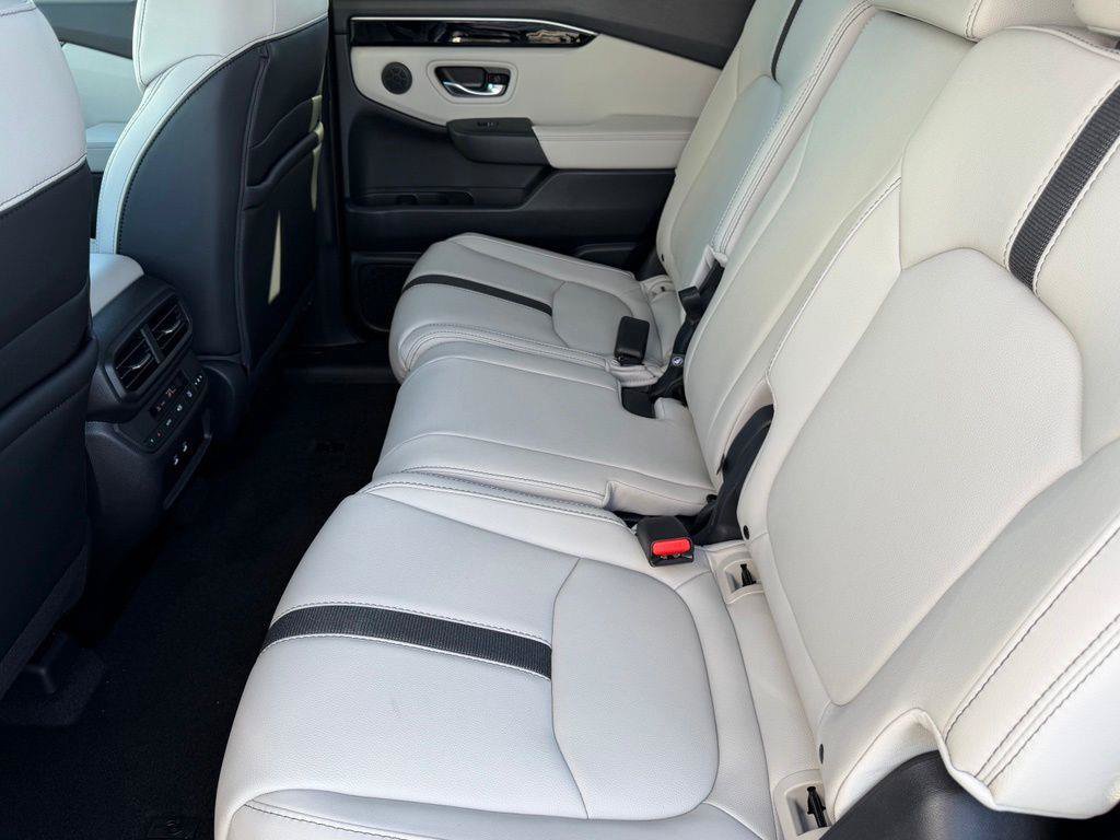 New 2026 Honda Pilot EX-L image 15