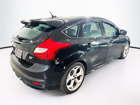 Used 2014 Ford Focus ST w/ Equipment Group 202A FWD image 5