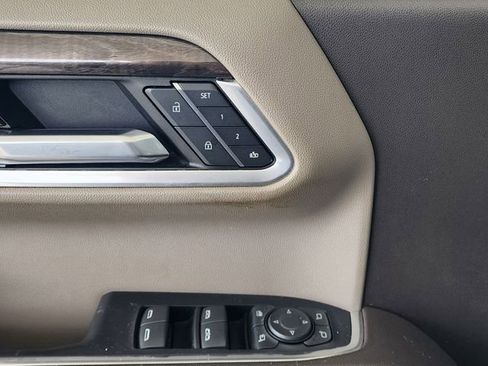 Used 2022 Chevrolet Silverado 1500 LTZ w/ LTZ Premium Package image 14