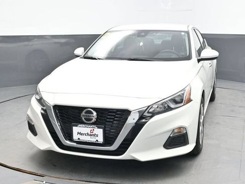 Used 2021 Nissan Altima 2.5 S FWD image 2