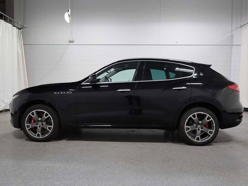 Used 2017 Maserati Levante S image 2