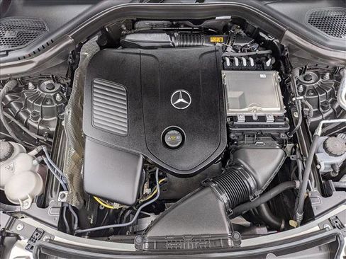 Used 2026 Mercedes-Benz GLC 350e 4MATIC image 25