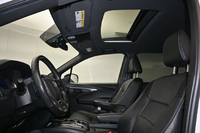 Used 2023 Honda Passport EX-L image 13