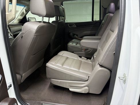 Used 2020 GMC Yukon XL Denali AWD/4WD image 28
