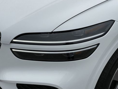 Used 2023 Genesis GV70 3.5T Sport w/ Sport Advanced Package image 7