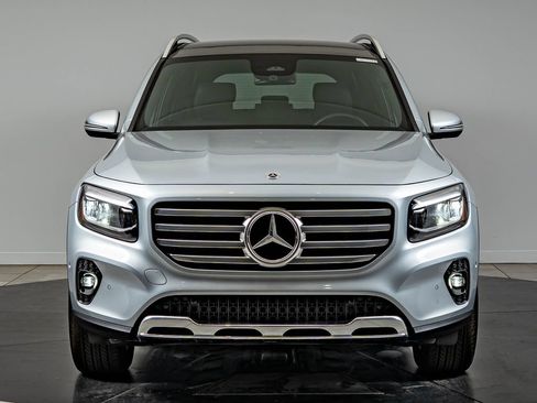 Certified 2026 Mercedes-Benz GLB 250 4MATIC image 2