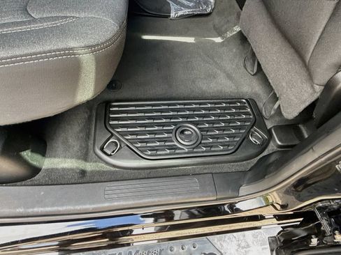 Used 2021 RAM 1500 Big Horn RWD image 30