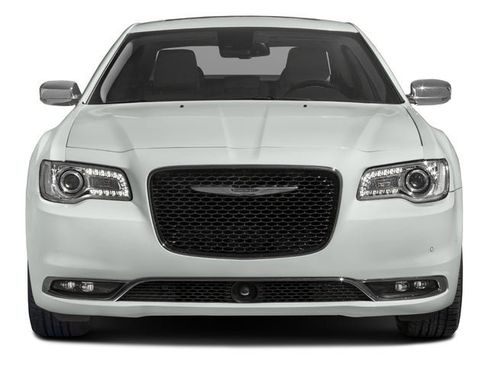 Used 2017 Chrysler 300 C w/ Safetytec Plus Group image 4
